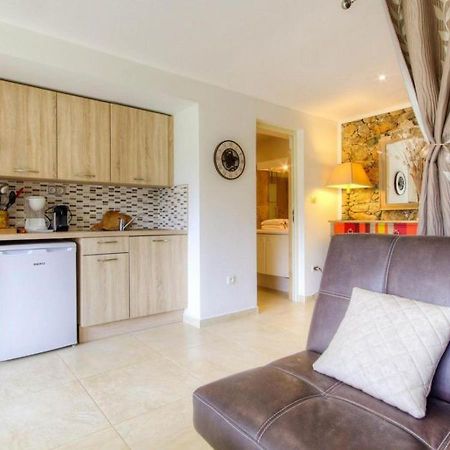 Studio Confortable Avec Vue Sur La Montagne A Moltifao 30M² Jardin Ngoại thất bức ảnh