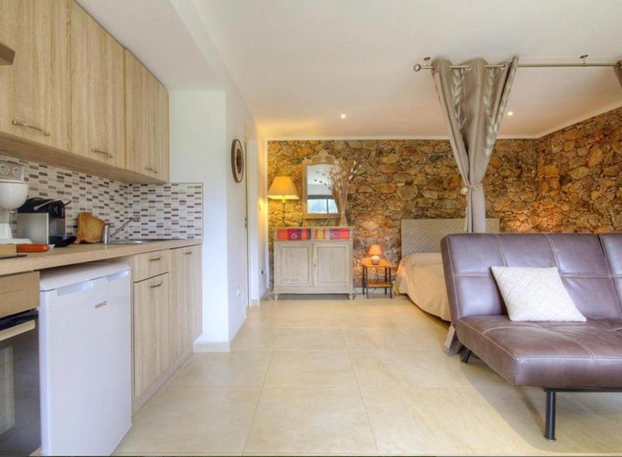 Studio Confortable Avec Vue Sur La Montagne A Moltifao 30M² Jardin Ngoại thất bức ảnh